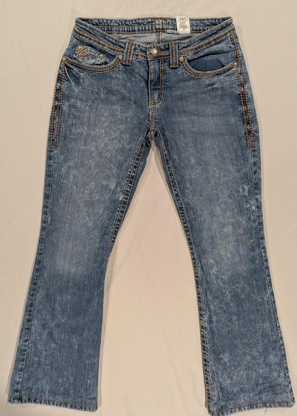 Cruel Jeans Juniors 11R Blue Med Wash Blaire Mid Rise Bootcut Stretch Denim